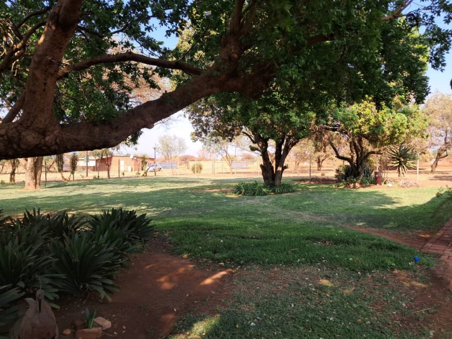 To Let commercial Property for Rent in Rietfontein A H North West